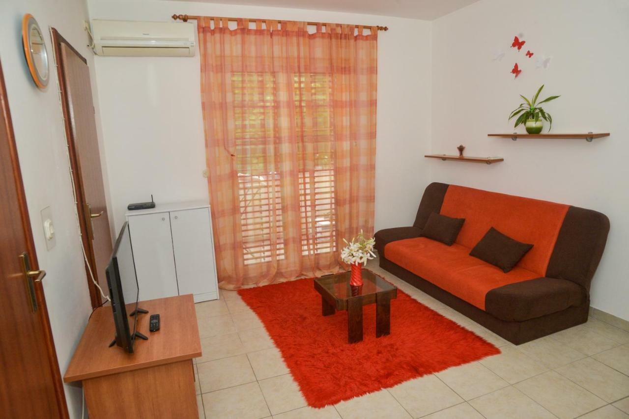 Latmo Apartment ซาดาร์ ภายนอก รูปภาพ