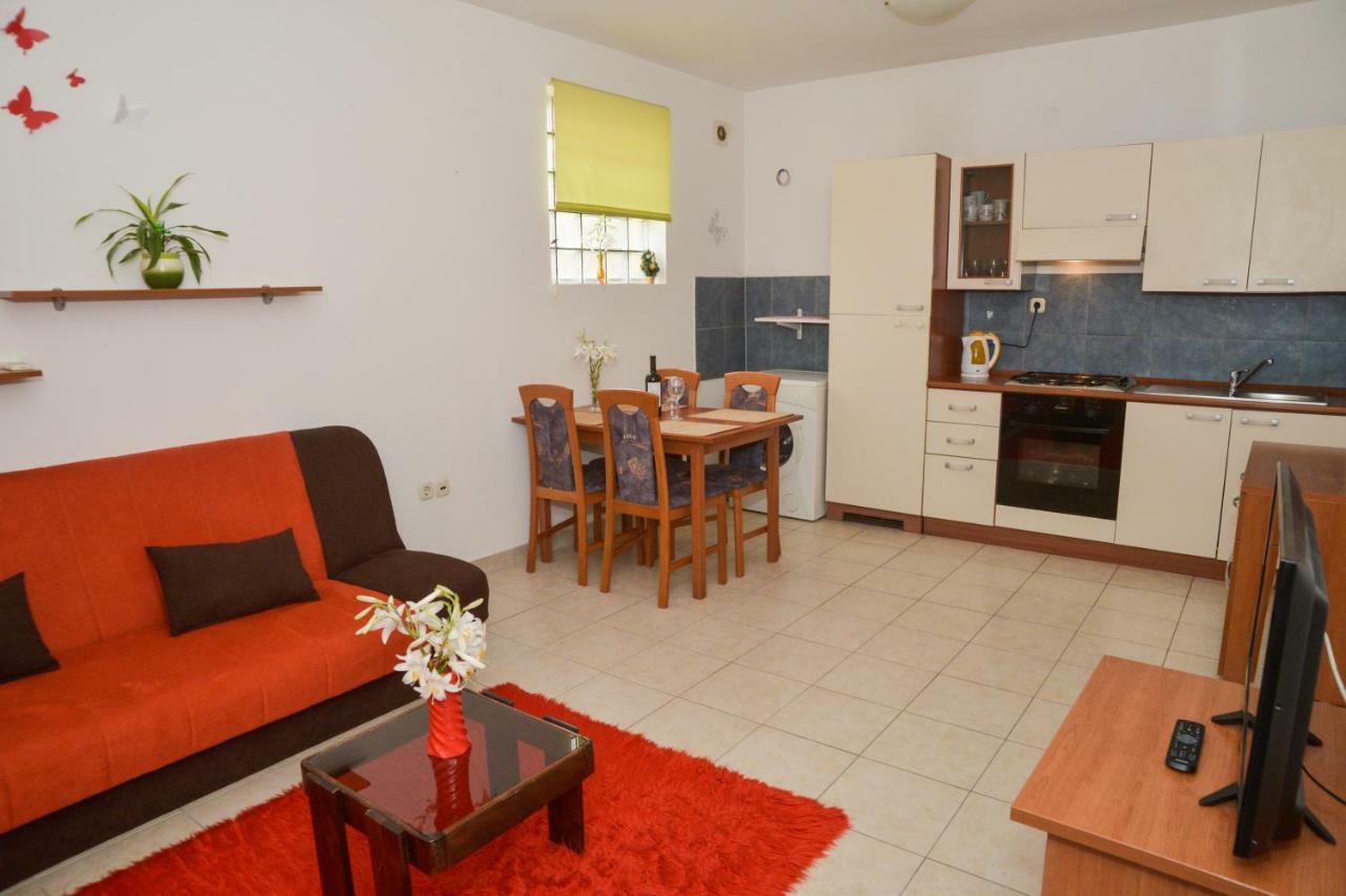 Latmo Apartment ซาดาร์ ภายนอก รูปภาพ